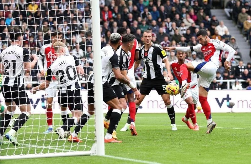 😖3轮不胜！阿森纳这次不是后劲不足而是早早掉队 赛季前景堪忧